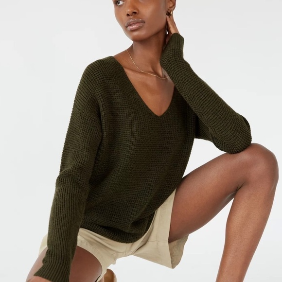 ARITZIA Wolter Sweater black size s - Picture 9 of 9